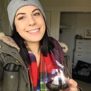 Meet your Posher, Jordyn